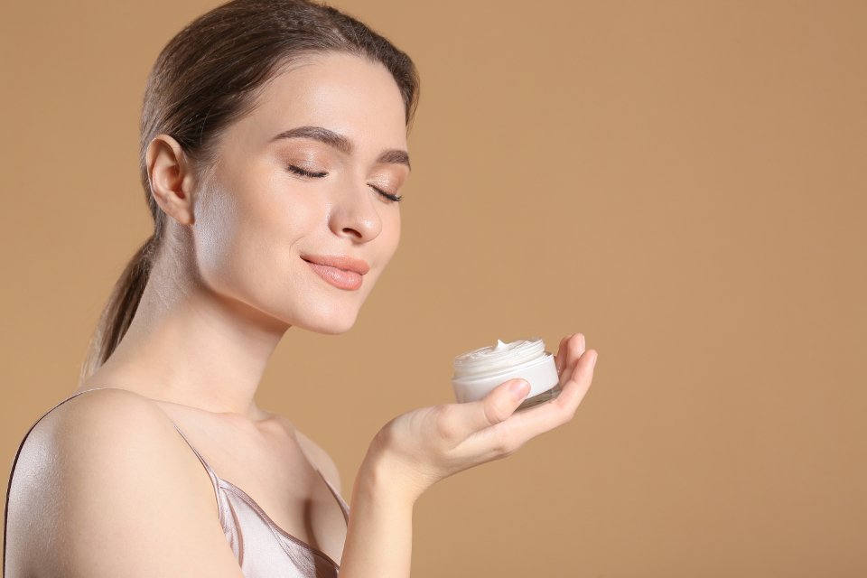 Giới thiệu hũ kem dưỡng
